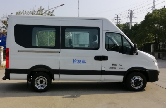 如何自測水質(zhì)檢測車是否燒機油？